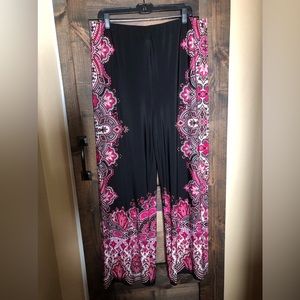 Flowy knit wide leg pant by Liz Lange